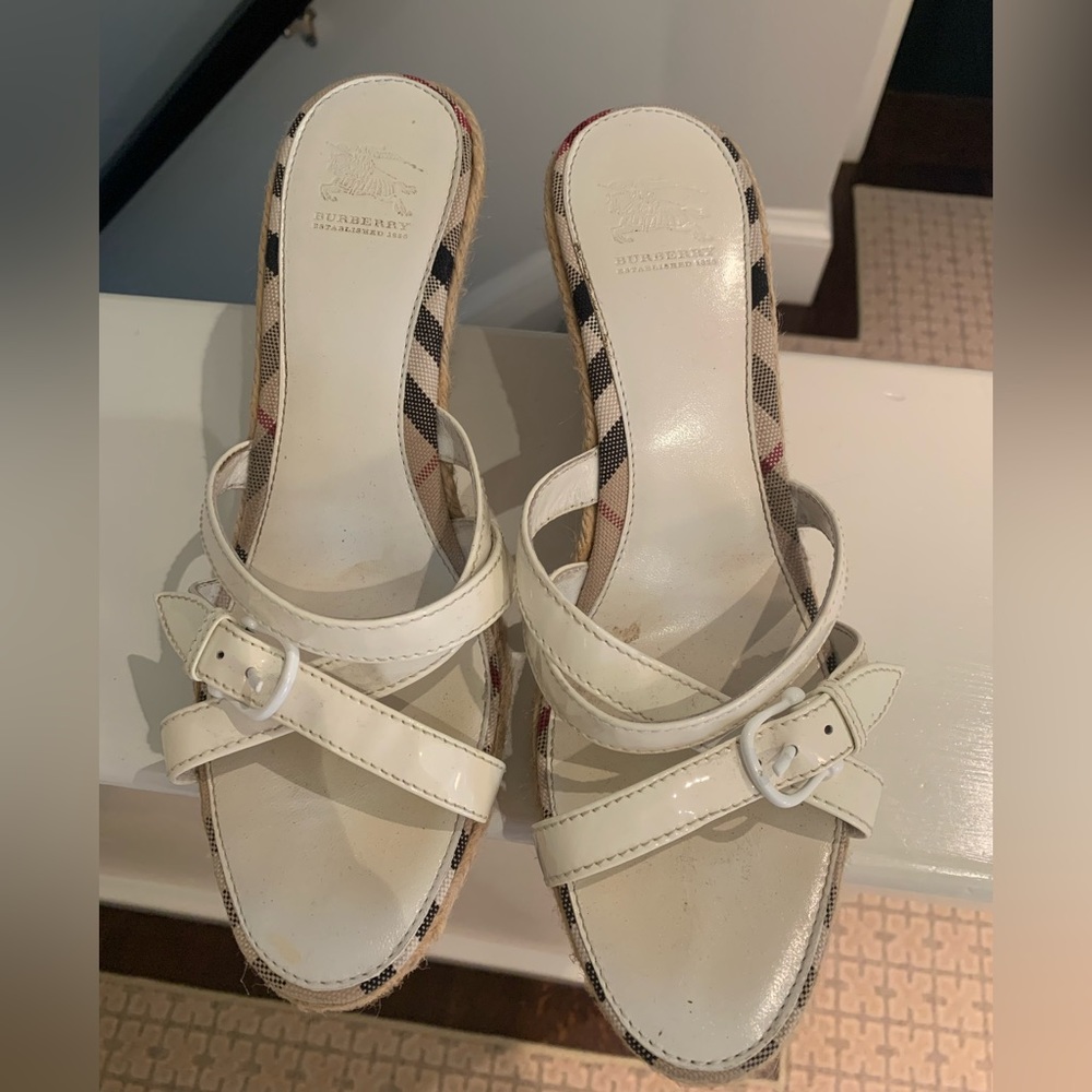 Burberry strapped wedges, size 41 - Picture 2 of 7